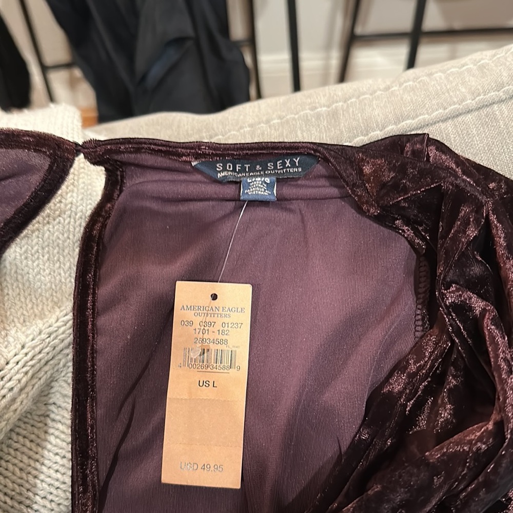 American Eagle Outfitters Velvet Short Sleeve Romper in Deep Plum - Picture 2 of 2